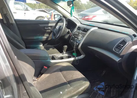 2015 Nissan Altima 2.5 S z USA, uszkodzony, nr VIN 1N4AL3AP6FC188528